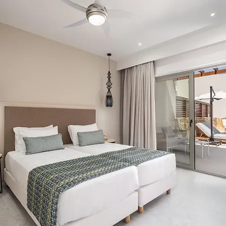 Sirios Village & Hotel 4*