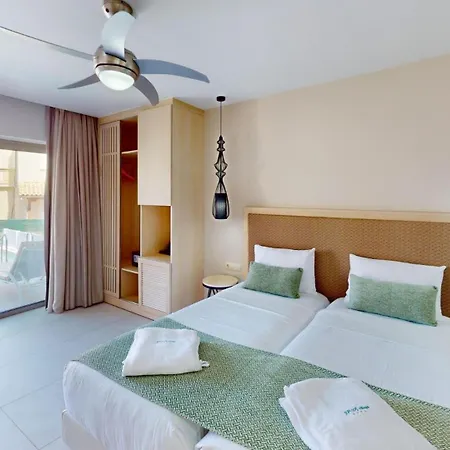 Sirios Village & 4* 카토다라초